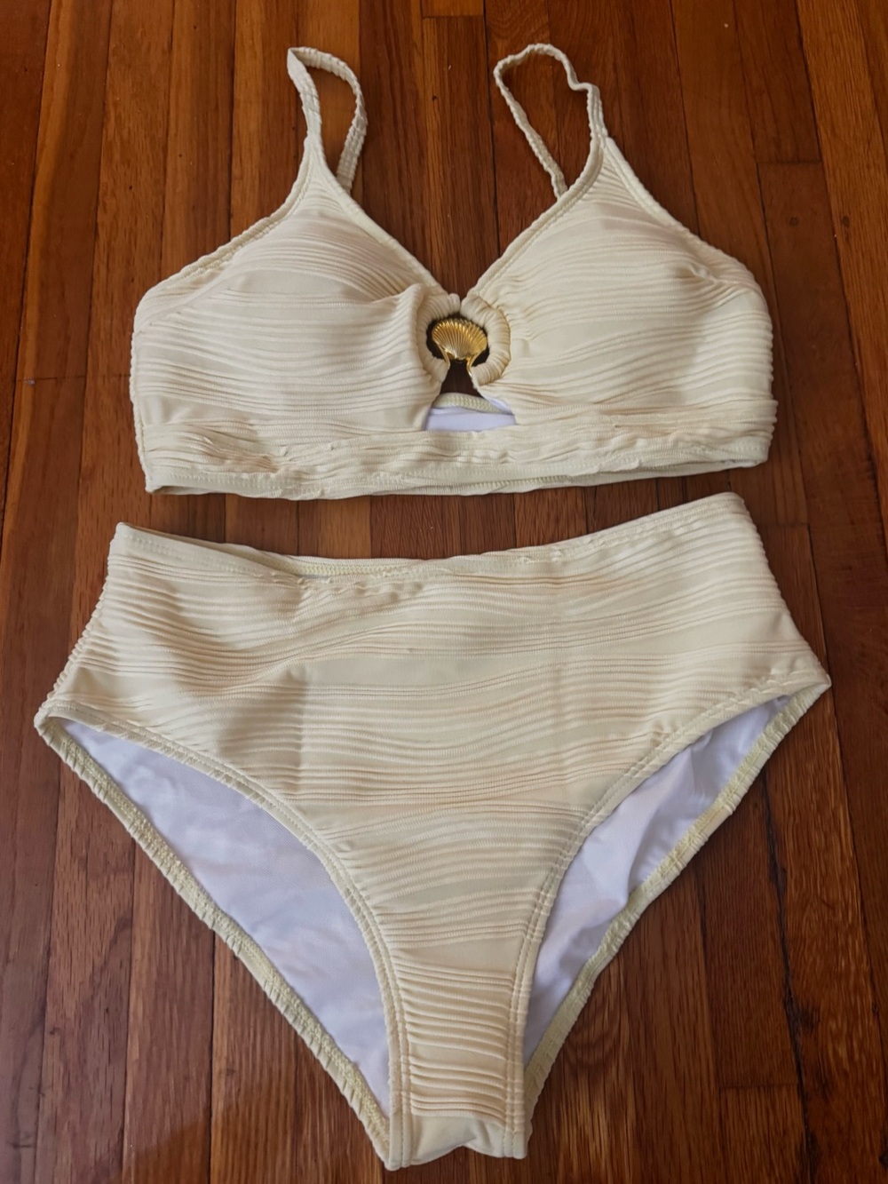 Ribbed Lemon High-Waist Bikini Set with Ring Accent - Women's Swim